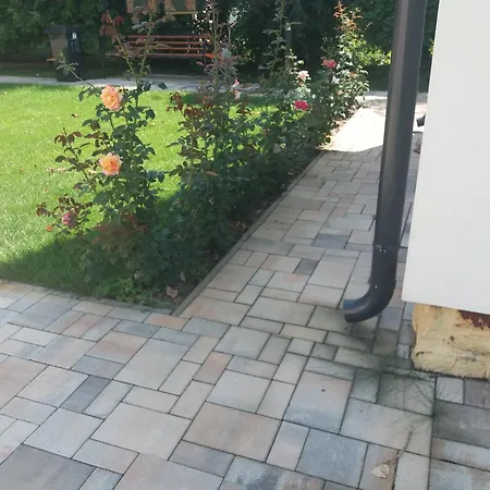 Apartment Little House With Garden Siofok